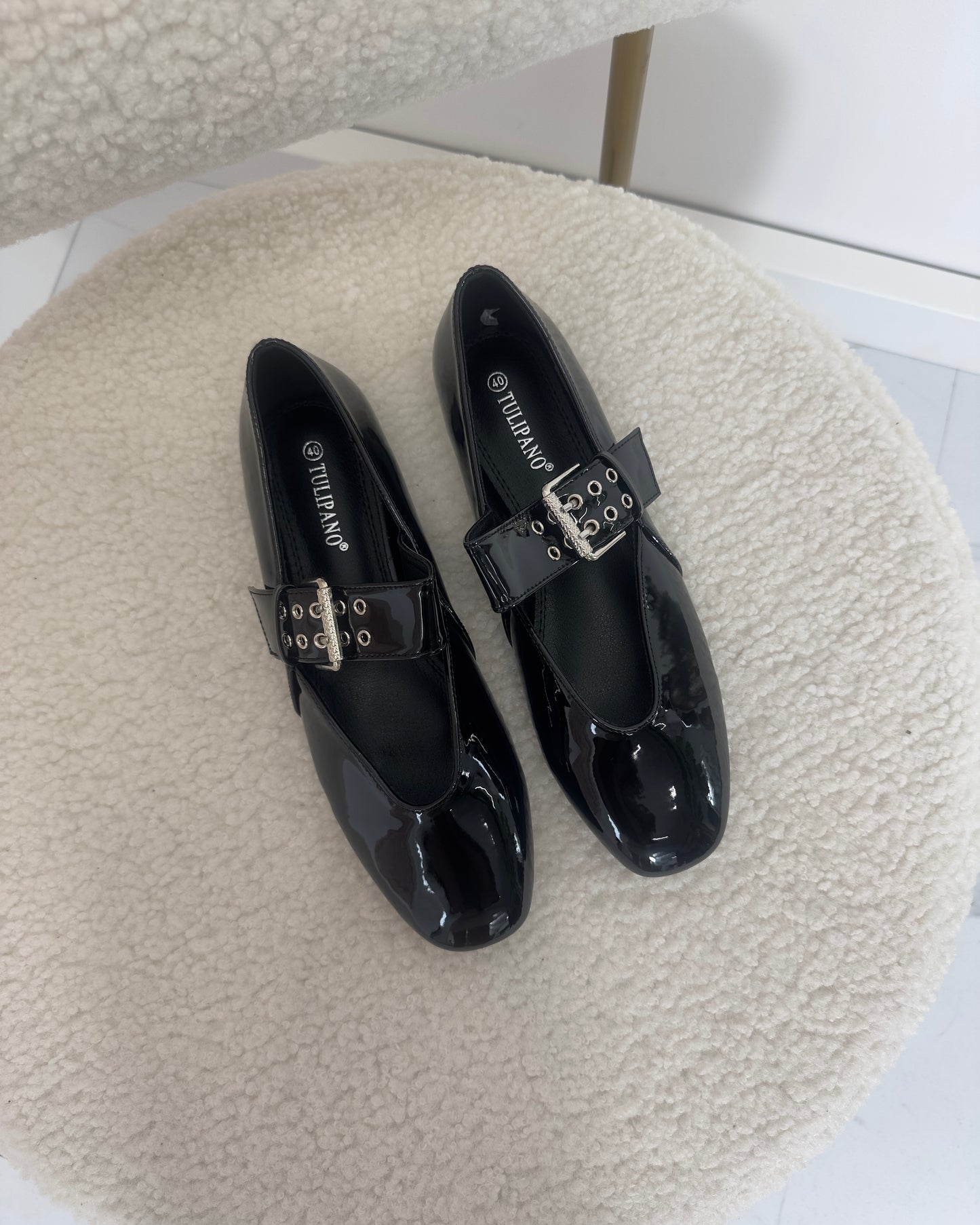 Ballerina vernice nera