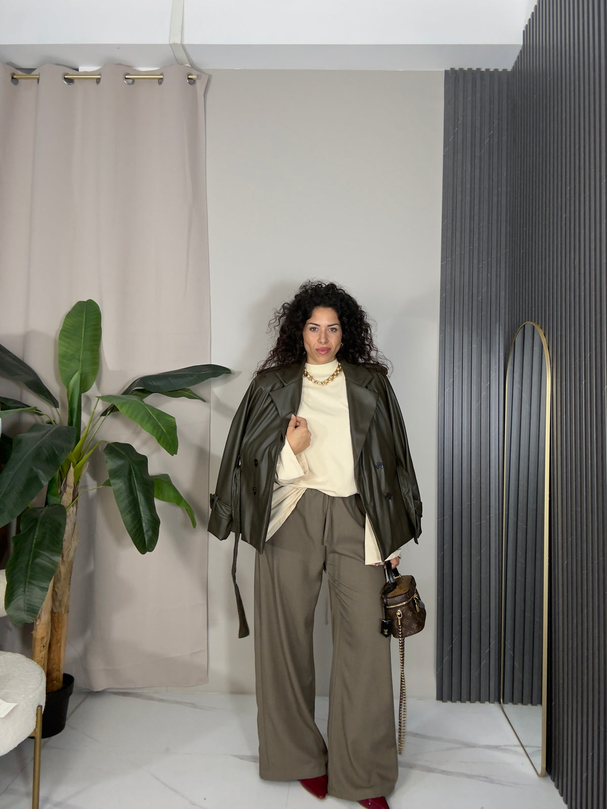Trench in pelle verde