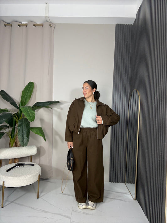 Coordinato in jeans marrone