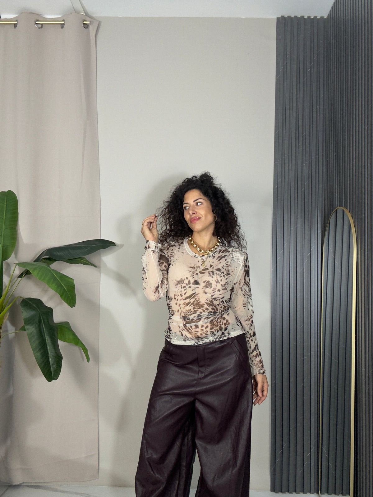 Maglia velata animalier