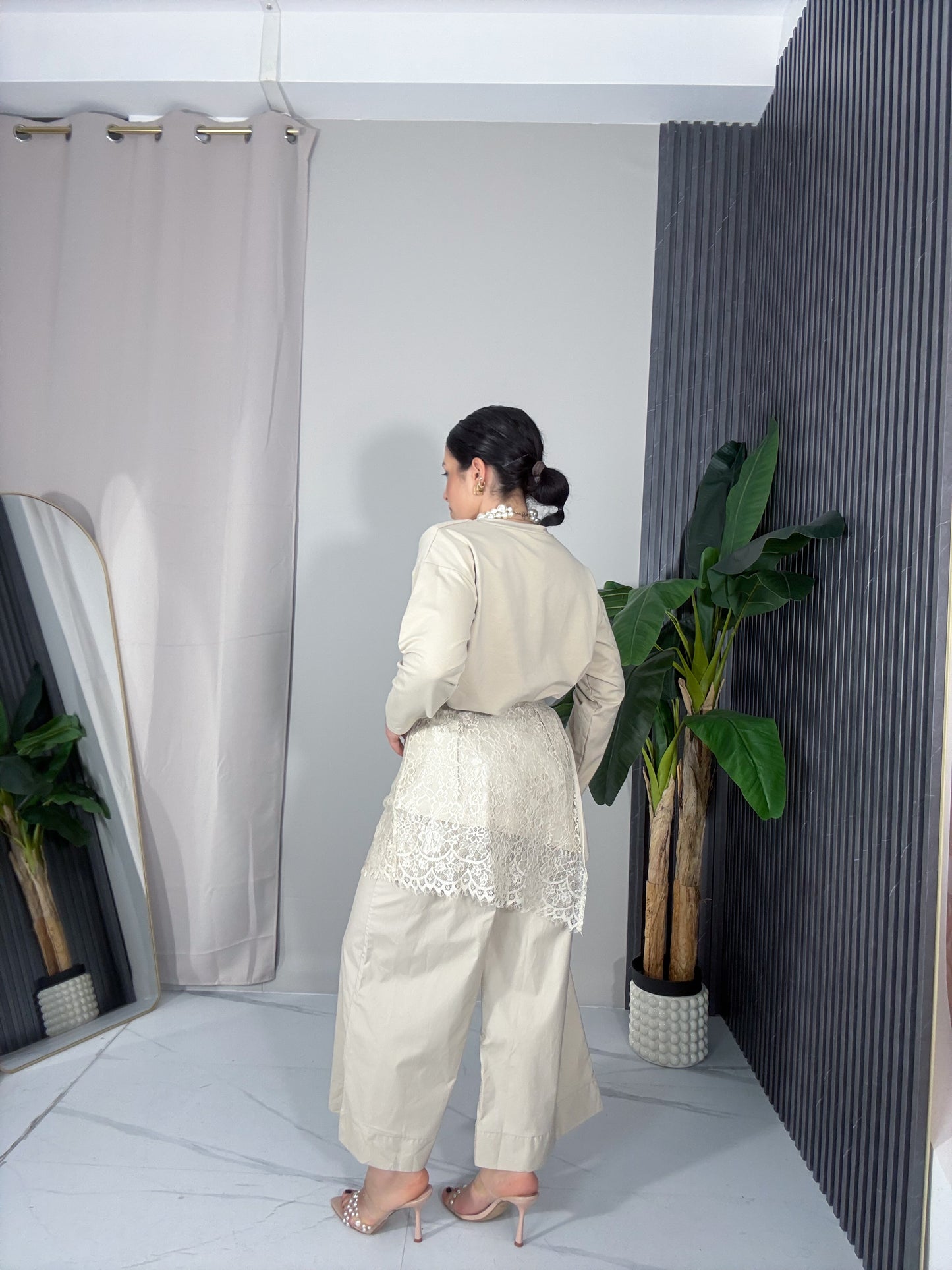 Polo oversize con spallina