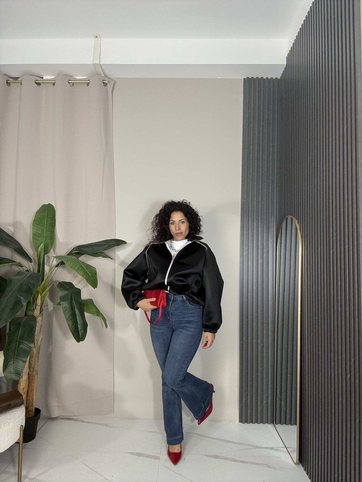 Jeans elasticizzato a zampa