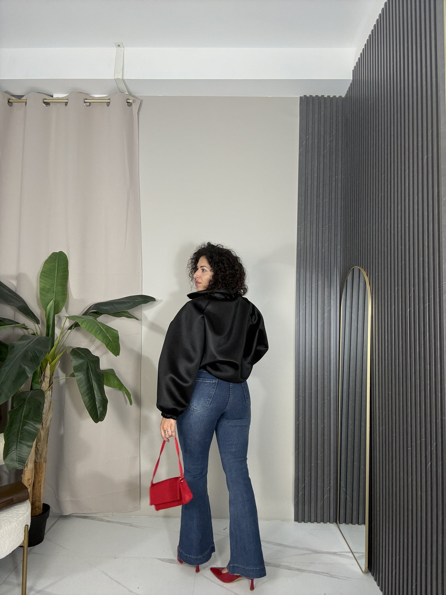 Jeans elasticizzato a zampa