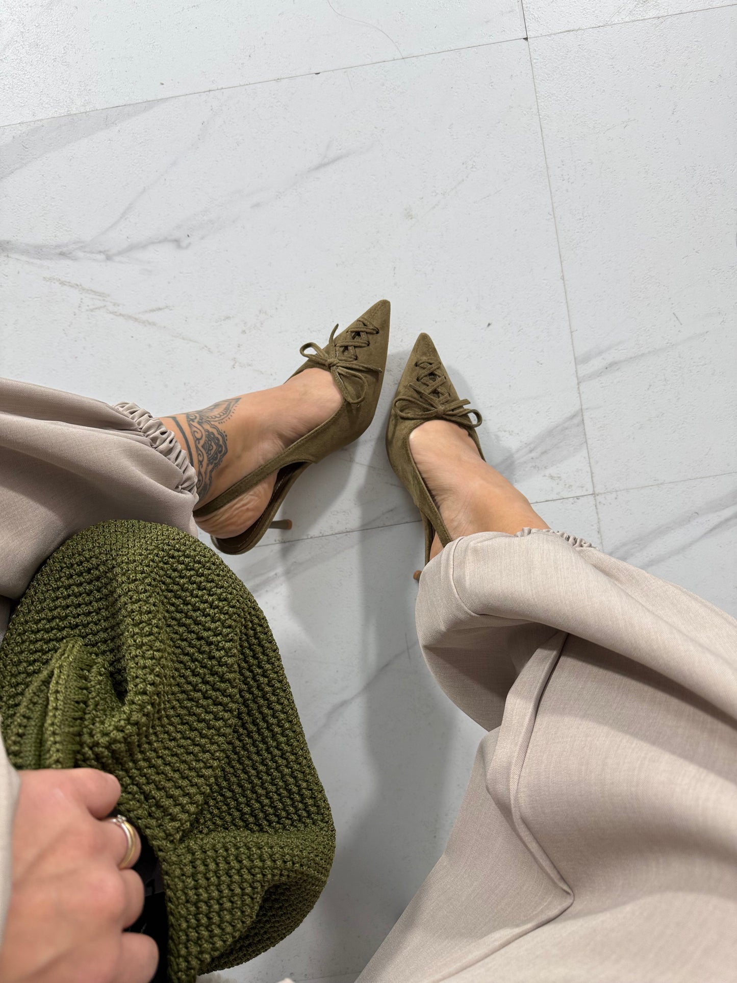 Décolleté suede green