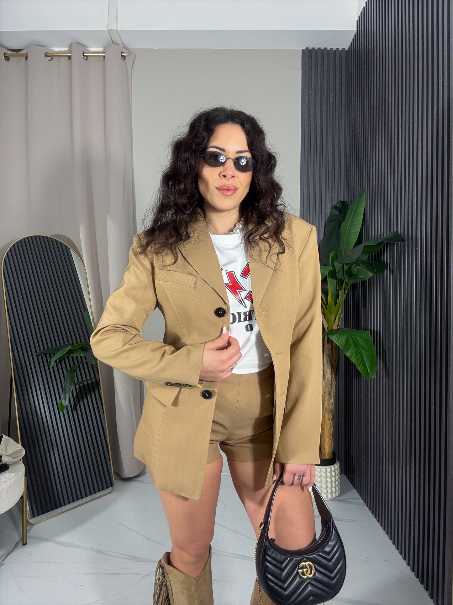 Tailleur pantaloncino 2 pezzi