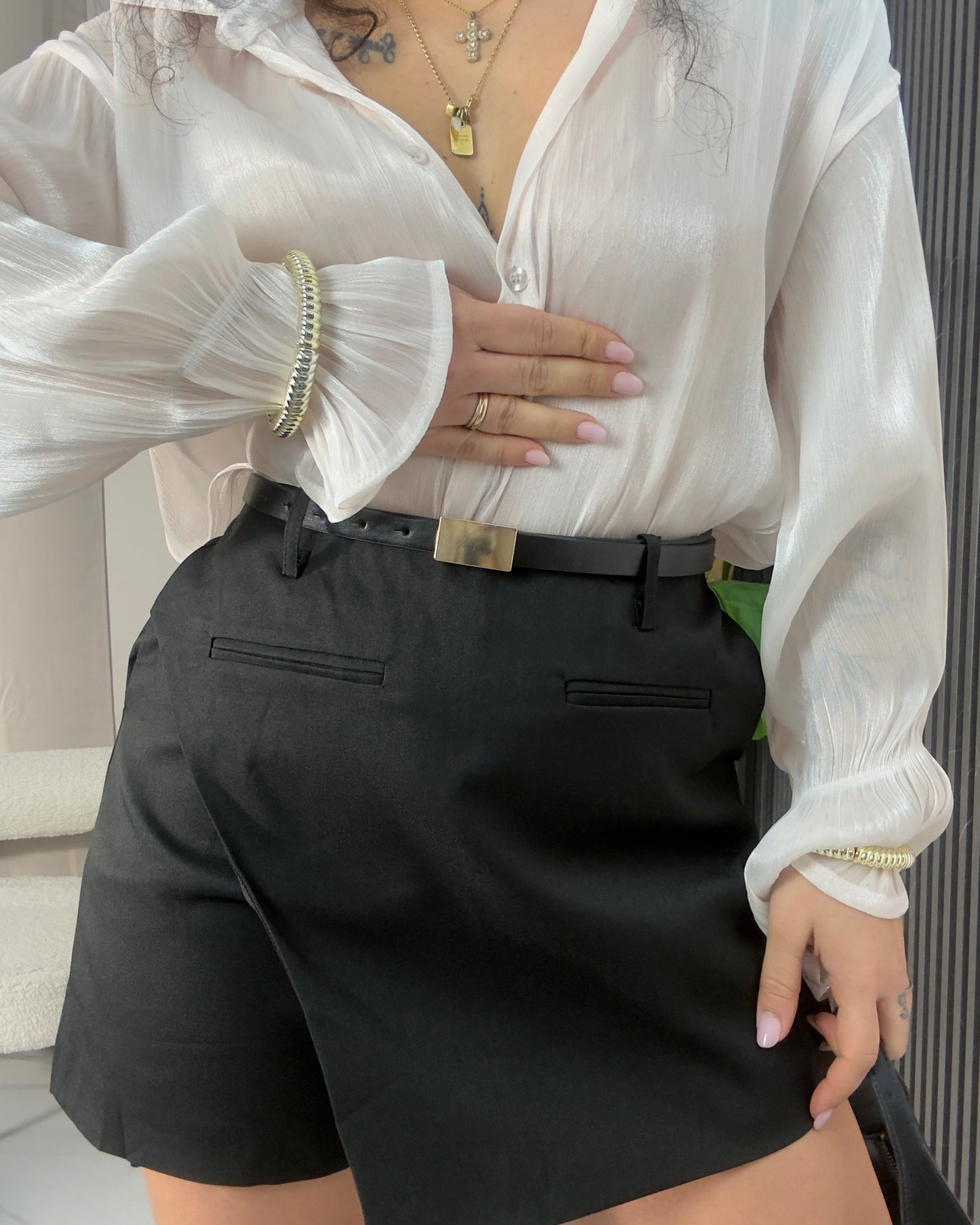 Pantaloncino con cinta in vita