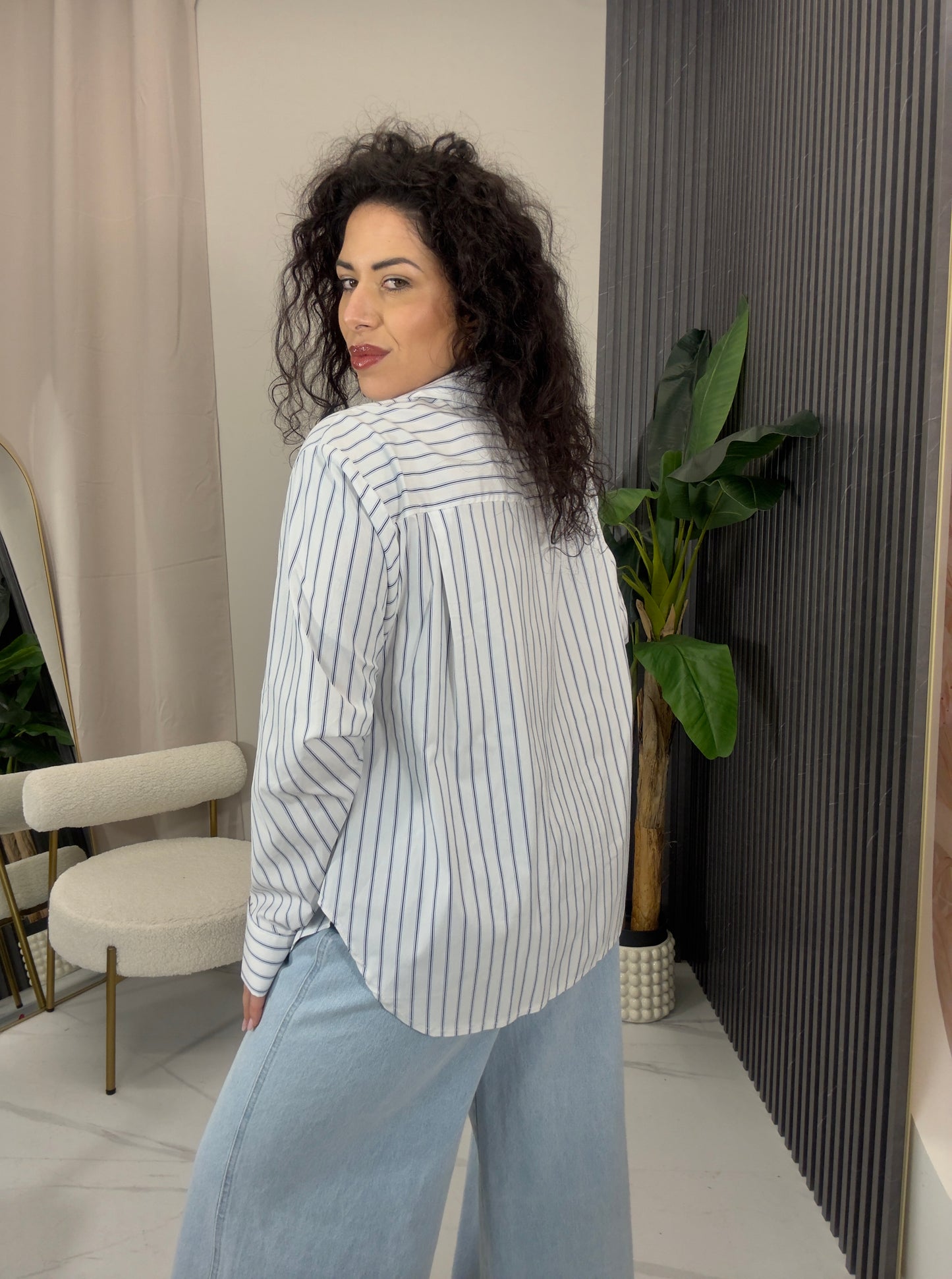 Camicia a righe lunga