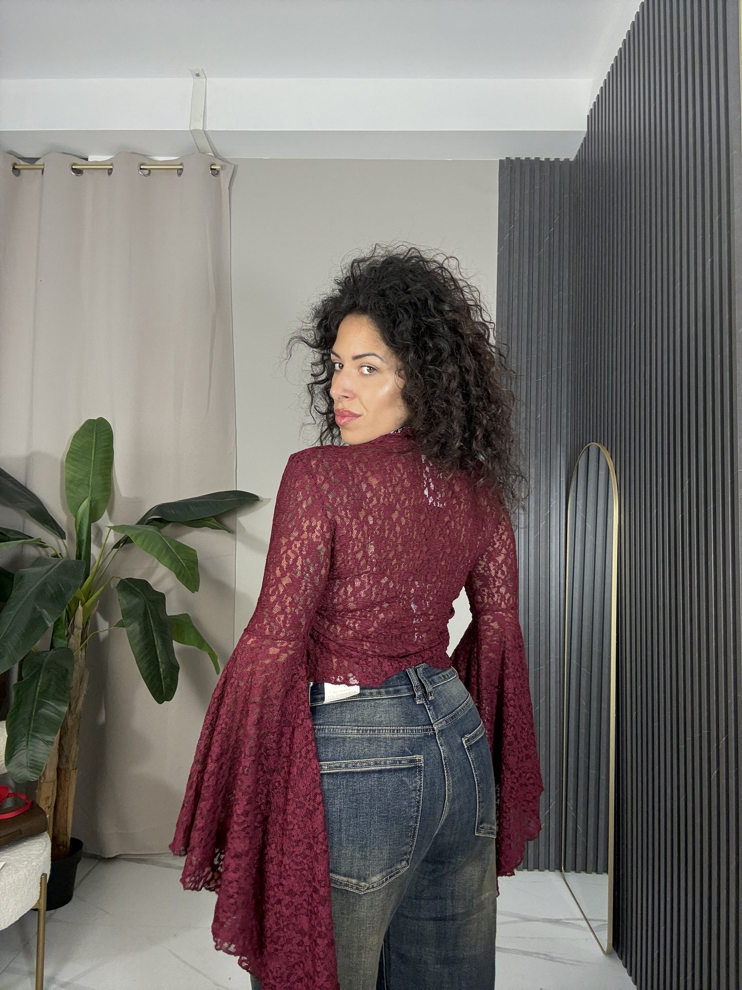 Maglia in pizzo bordeaux