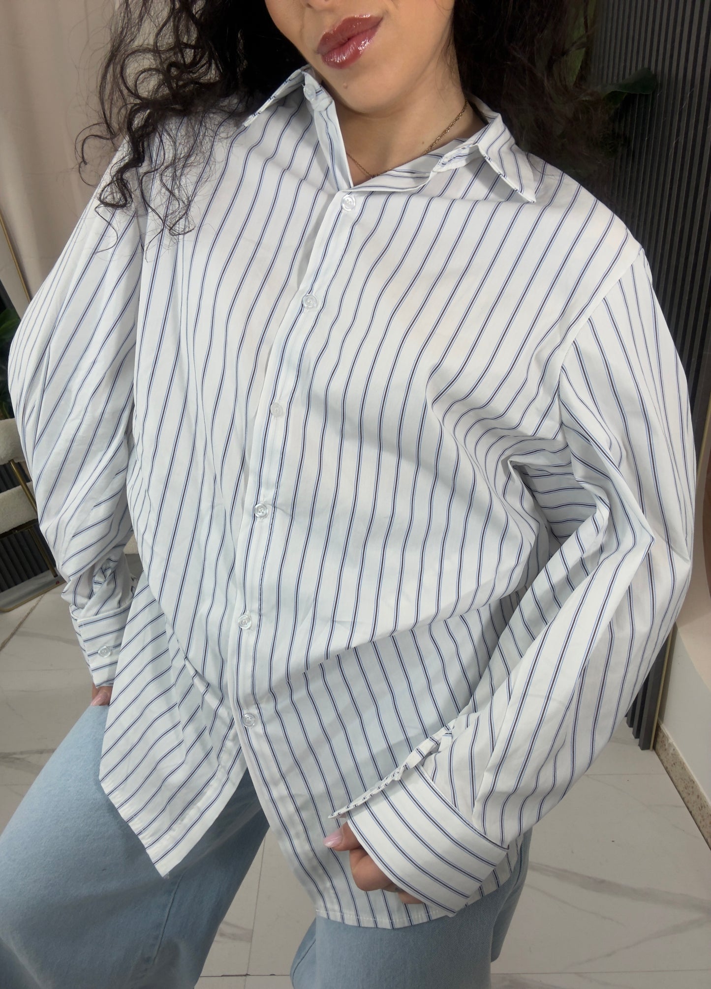 Camicia a righe lunga