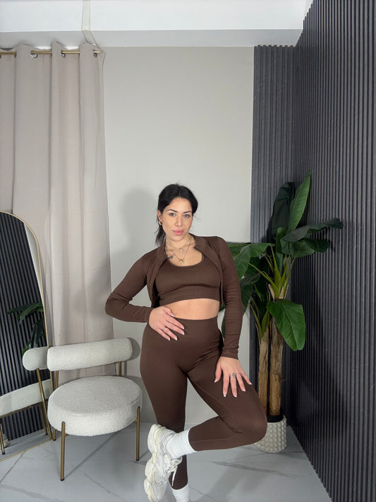 Coordinato 3 pezzi costine marrone