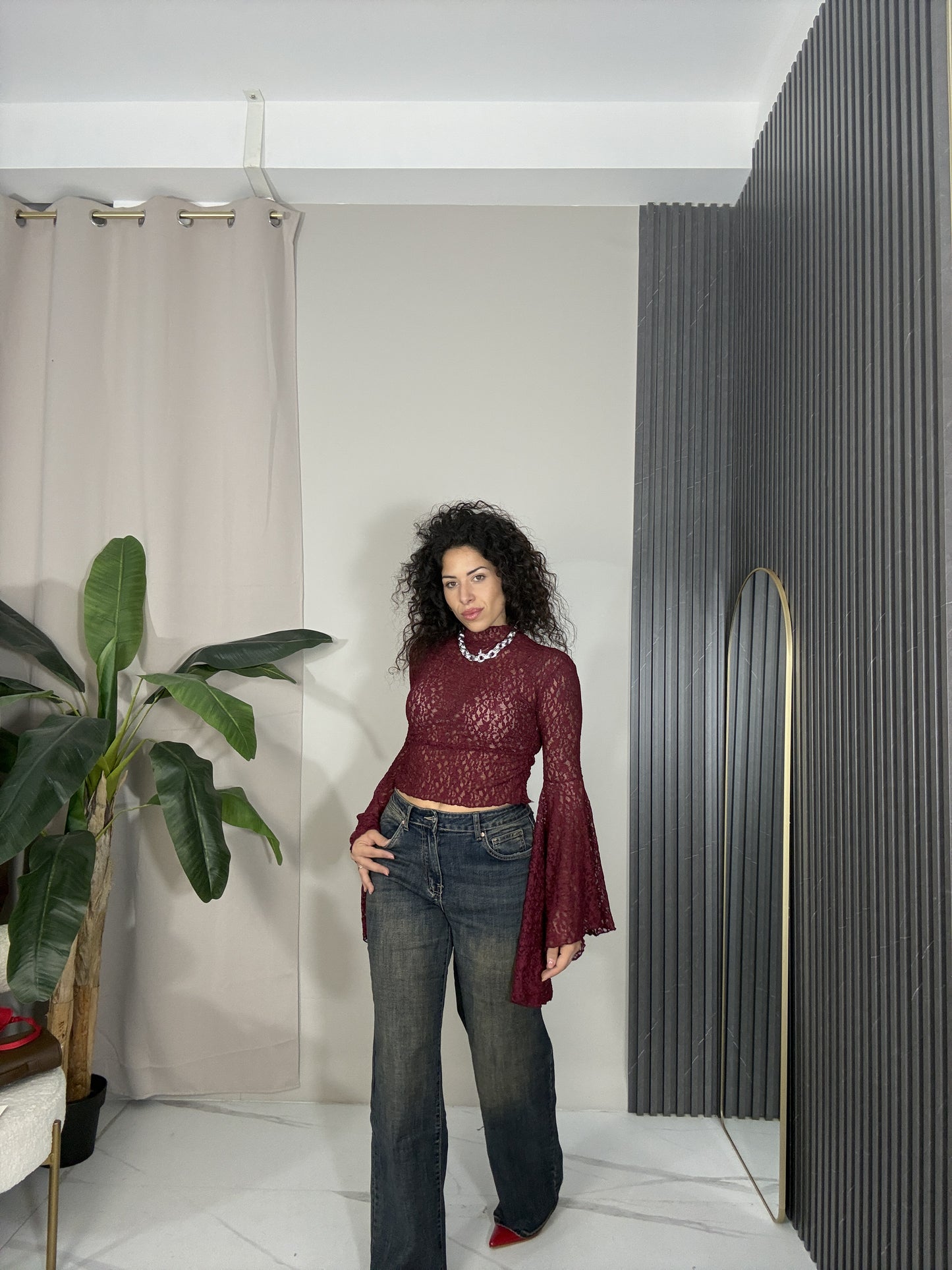 Maglia in pizzo bordeaux