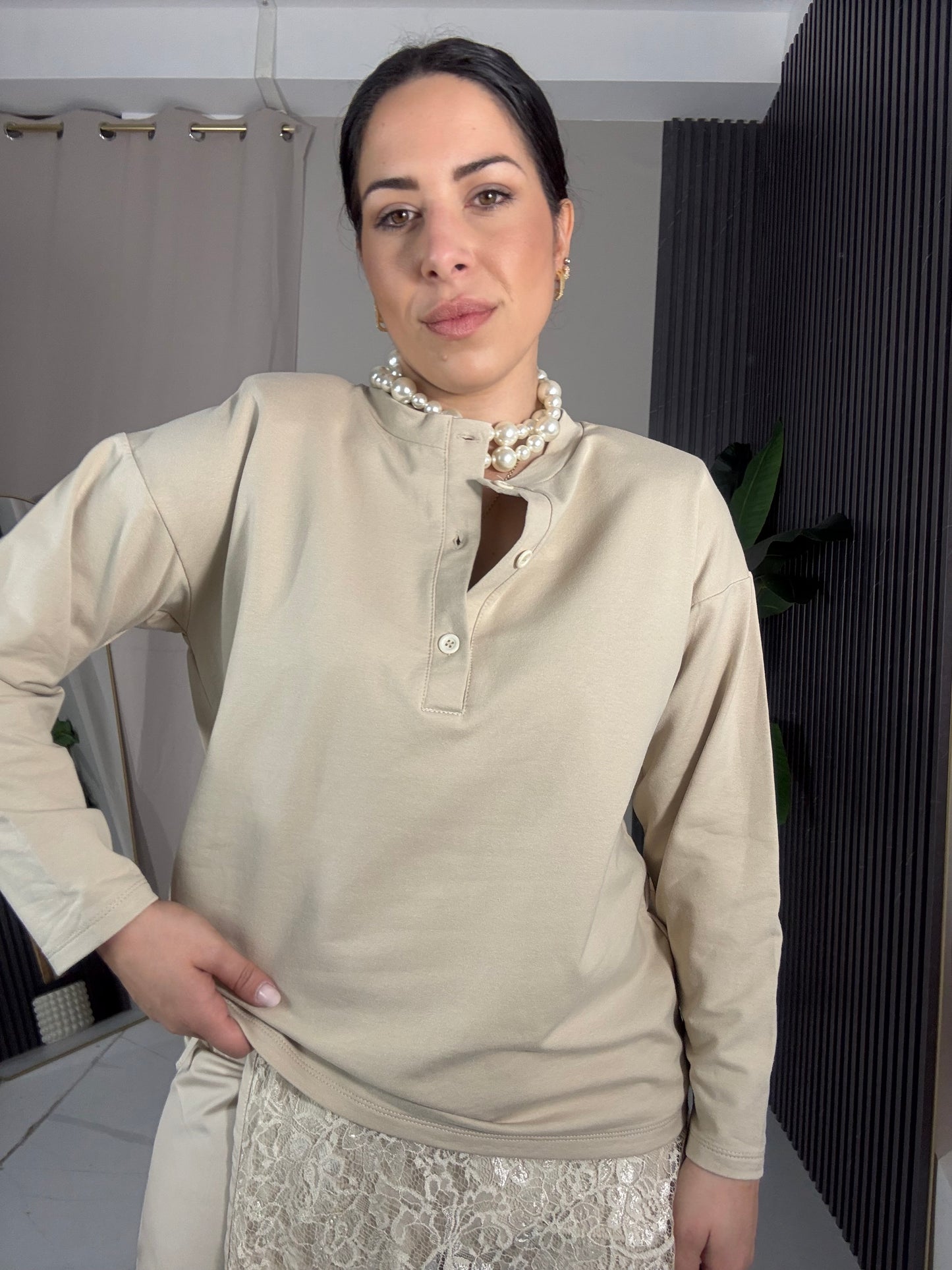 Polo oversize con spallina